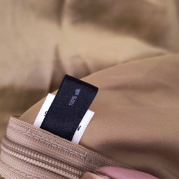 The Limited gold Silk top - Picture 3 of 5